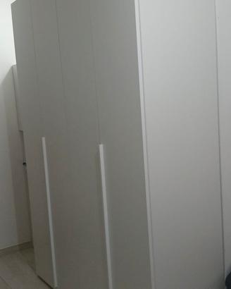 ARMADIO BIANCO A 4 ANTE