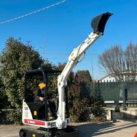 E217 Mini escavatore 17 q.li Bobcat 320 carro alla