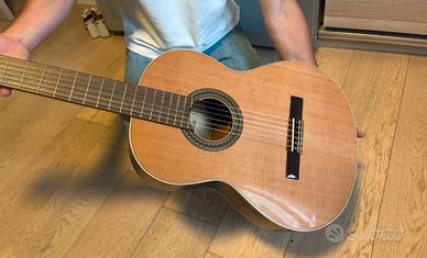 Chitarra Classica Alhambra