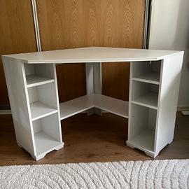 Scrivania angolare bianca Ikea