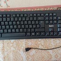 Tastiera igloo con filo usb usata poco