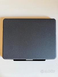 Tastiera con custodia per tablet