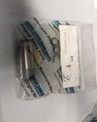 guida valvola aspirazione DUCATI 620 750 900 GHISA