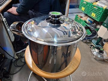 Pentola+ coperchio AMC