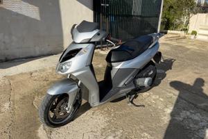 Scuter 300