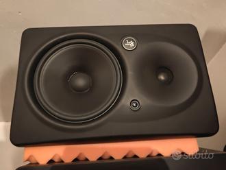 Mackie HR 824 MKII diffusori casse attive  			