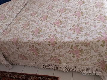 Copriletto con frange 1 piazza e mezzo