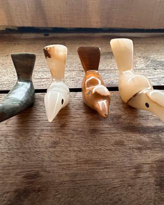 Uccellini scolpiti in onice e alabastro (5 pezzi)