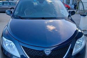 Lancia Ypsilon 1.2 69 CV 5 porte GPL Ecochic Gold
