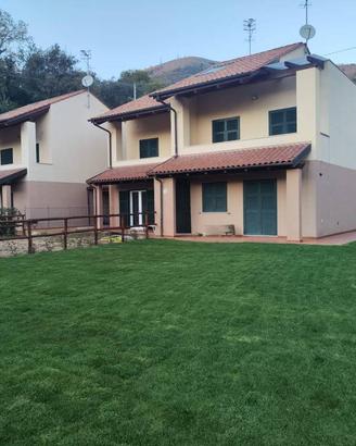 Villetta a schiera di 140 m² con 5 locali a Cisano