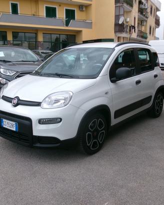 Fiat Panda 1.0 FIREFLY HYBRID S CITY-CROSS TAGLIAN