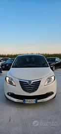 Lancia Ypsilon 1.2 69 CV 5 porte GPL Ecochic Silve