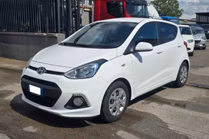 HYUNDAI i10 1.0 MPI Login A/T