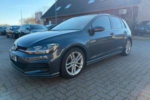 VW Golf 7.5 GTD DSG/CarPlay/Alcantara/Camera/LED