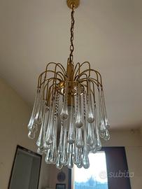 Lampadario con gocce di vetro