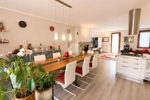 CASA SEMINDIPENDENTE A MALEGNO