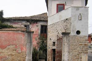 Casale del 1800 1000mq euro 90.000