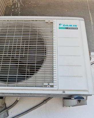 2 Condizionatori Daikin 12000btu