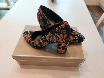 Décolleté a fiori colorati #38