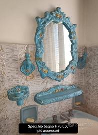Set da bagno vintage in stile barocco, porcellana.