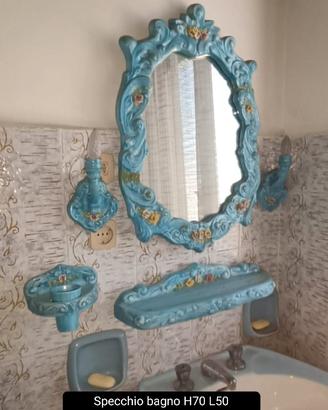 Set da bagno vintage in stile barocco, porcellana.