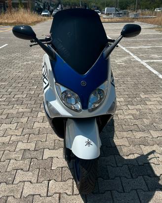 Scooter tmax 500
