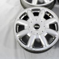 1512347 SET 4 CERCHI IN LEGA DA 15 POLLICI 4 FORI 