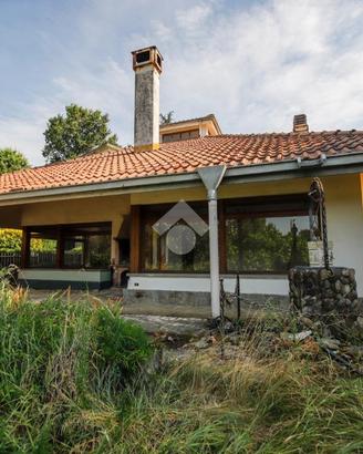 VILLA SINGOLA A RIVAROSSA