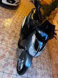 Aprilia sportcity 125