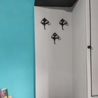 Mobile shabby chic con attaccapanni e panca