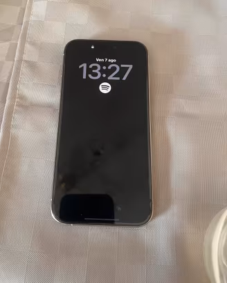 iPhone 15 pro 256gb