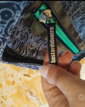Zaino marca Bastardidentro