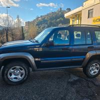 Jeep Cherokee 2.8 CRD Sport 4x4 con RIDOTTE