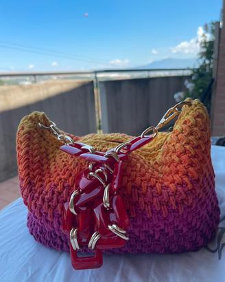 Borsa fatta a mano