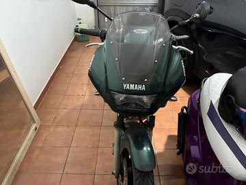 yamaha diversion 600 anno 2000
