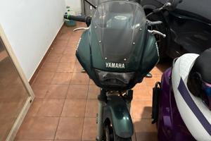yamaha diversion 600 anno 2000