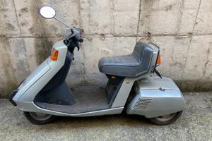 Honda Stream 50cc Scooter 3 ruote usato Yamaha 125