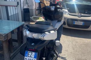 BMW C400 GT COLORE BIANCO ANNO 2022 km 21000