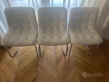 Sedie bianche in ecopelle trapuntato