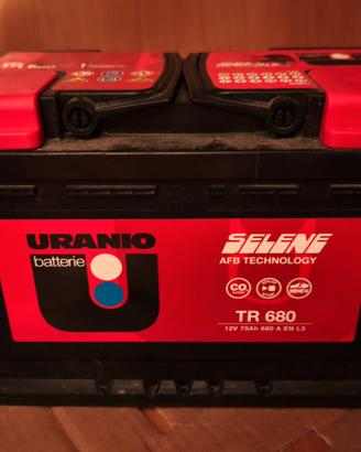 Batteria auto 12V 70Ah