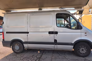 Renault Master passo corto con tenda 
