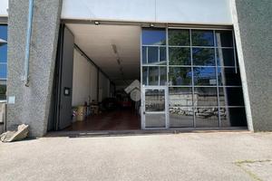 CAPANNONE A ROVERETO
