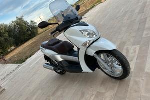 Yamaha x-city 250