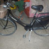 Bici da donna ZARMA, revisionata colore nero