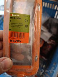 supporto btcino axolute 