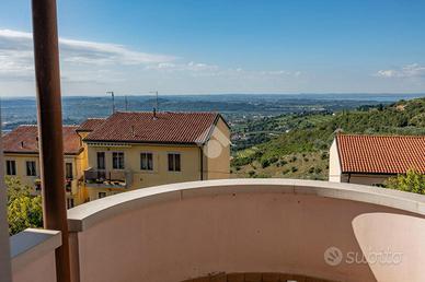 VILLA SINGOLA A SANT'AMBROGIO DI VALPOLICELLA
