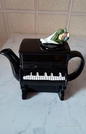 Teiera figurata nuova a forma di pianoforte 