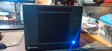 PC mini itx intel i5 /16GB/SSD/AMD RX