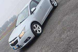 Chevrolet cruze 2.0  
