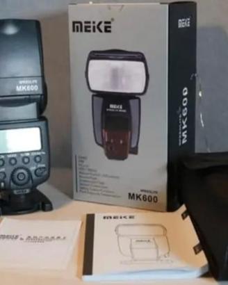 Flash Speedlite ETTL Meike mk600 per Canon